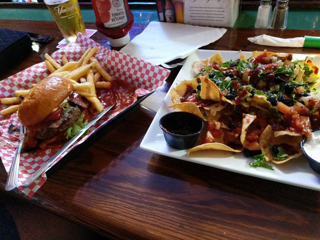 McKs Tavern | restaurant | 218 S Beach St, Daytona Beach, FL 32114, USA | 3862383321 OR +1 386-238-3321