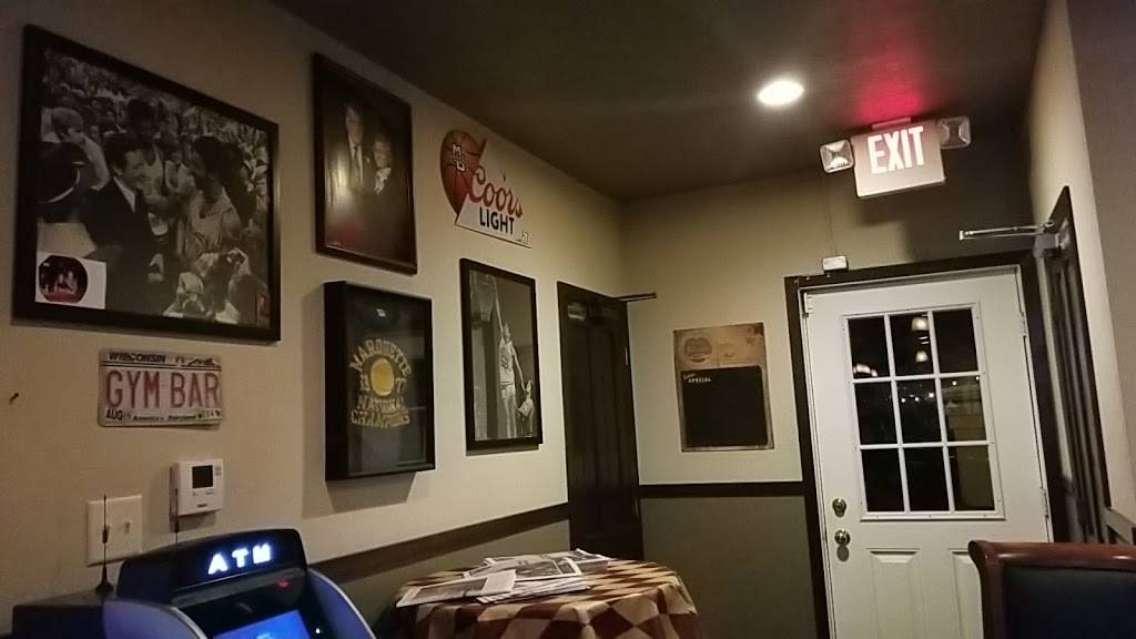 Berts Bar & Grill | restaurant | 3907 S Lake Dr, St Francis, WI 53235, USA | 4147443722 OR +1 414-744-3722