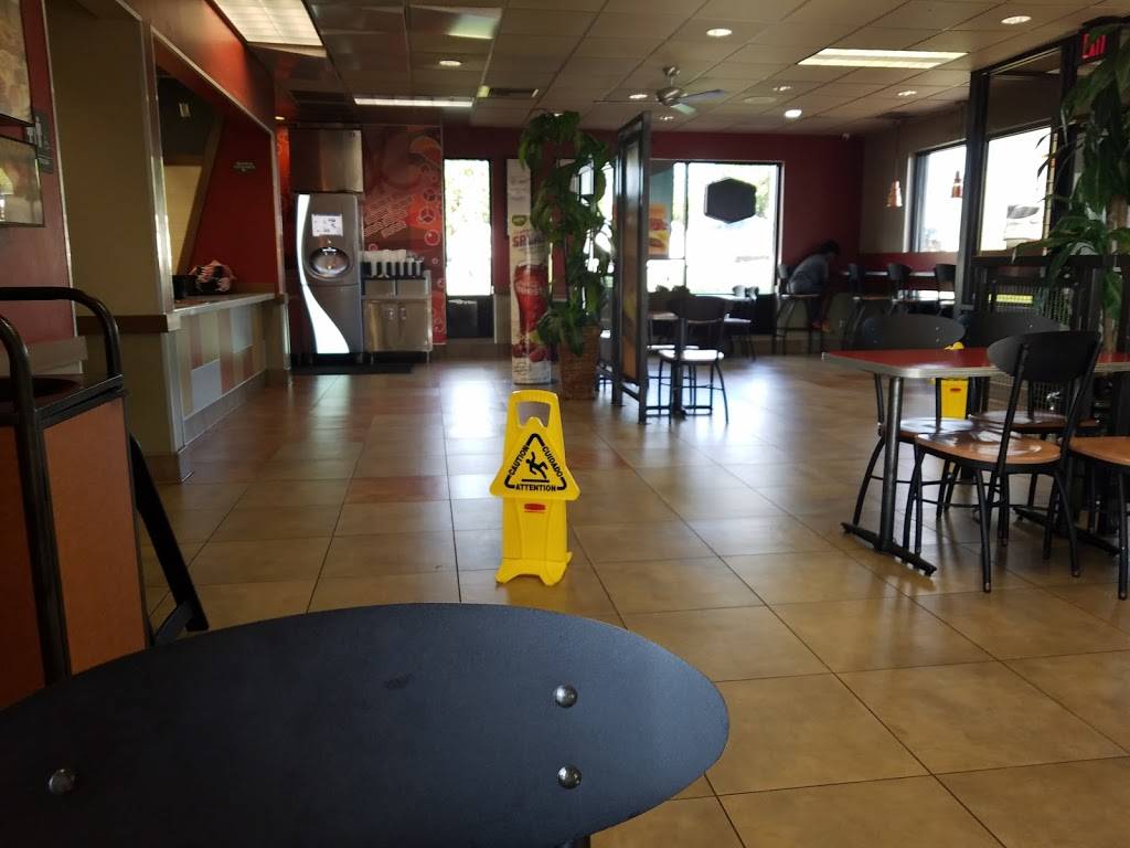 Jack in the Box | restaurant | 753 W Lamar Blvd, Arlington, TX 76012, USA | 8178612888 OR +1 817-861-2888