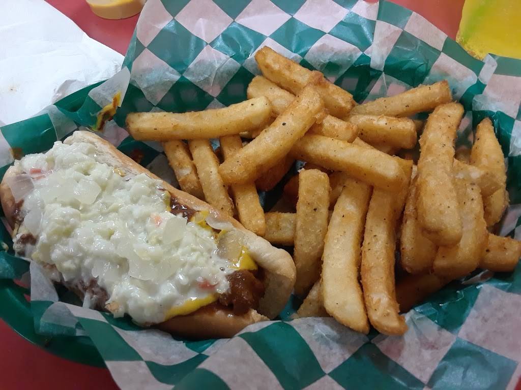 Good Doggie | restaurant | 11552 Busy St, North Chesterfield, VA 23236, USA | 8044641512 OR +1 804-464-1512