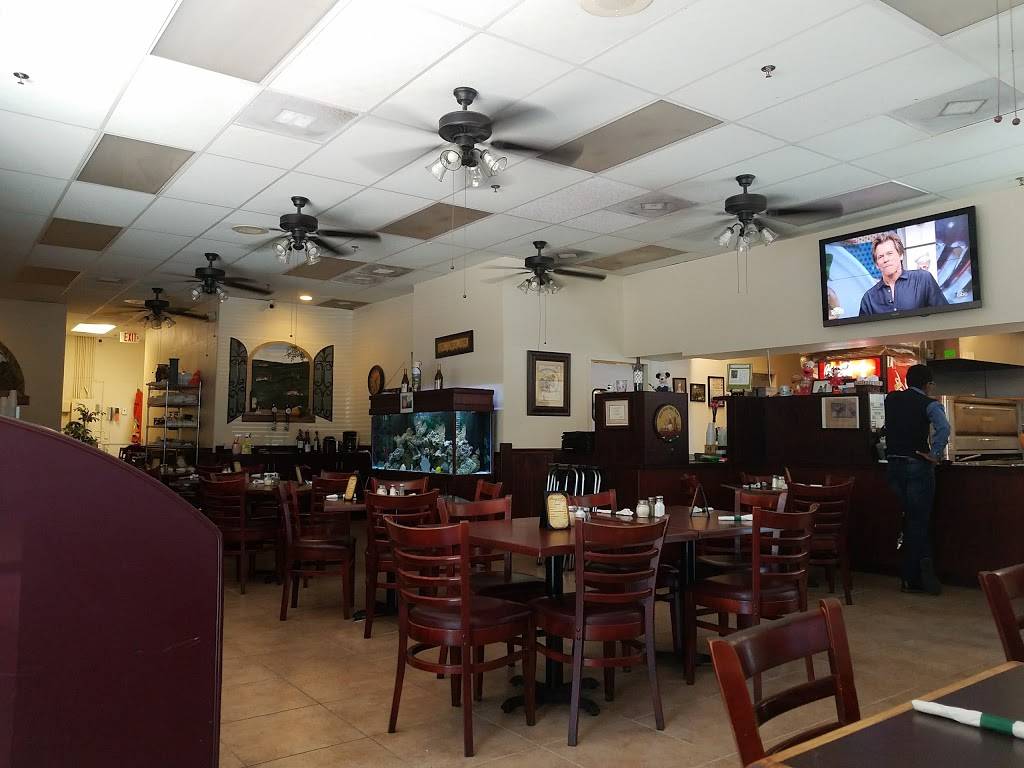 Pasquales Italian Restaurant | restaurant | 6427 S Chickasaw Trail, Orlando, FL 32829, USA | 4072811633 OR +1 407-281-1633