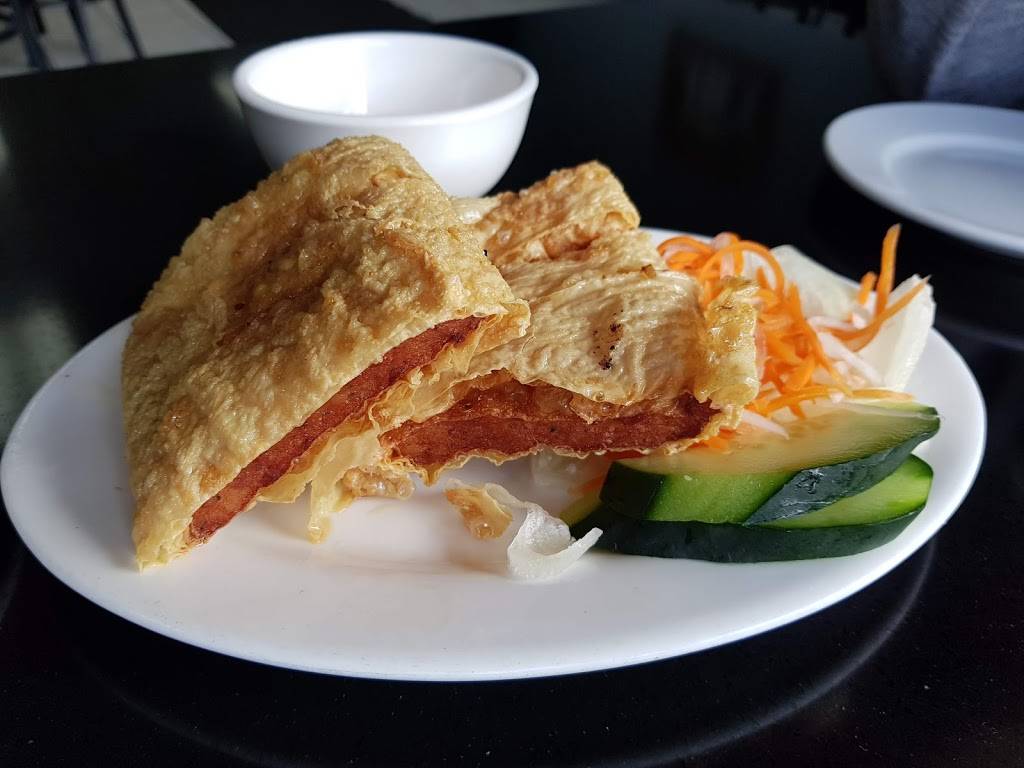 Phở Vy Vietnamese Cuisine | restaurant | 401 International Blvd, Oakland, CA 94606, USA | 5108932827 OR +1 510-893-2827