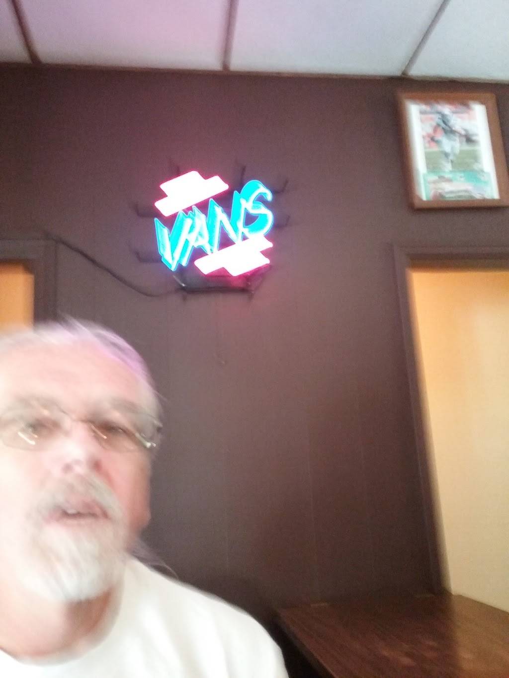 Vans Tavern | restaurant | 101 Old Remsen Rd, Barneveld, NY 13304, USA | 3158962220 OR +1 315-896-2220