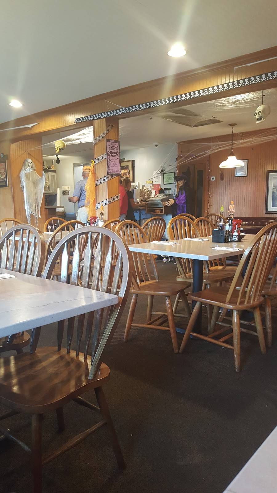 Satterwhites Restaurant | restaurant | 116 Broadstreet Rd, Manakin-Sabot, VA 23103, USA | 8047841994 OR +1 804-784-1994