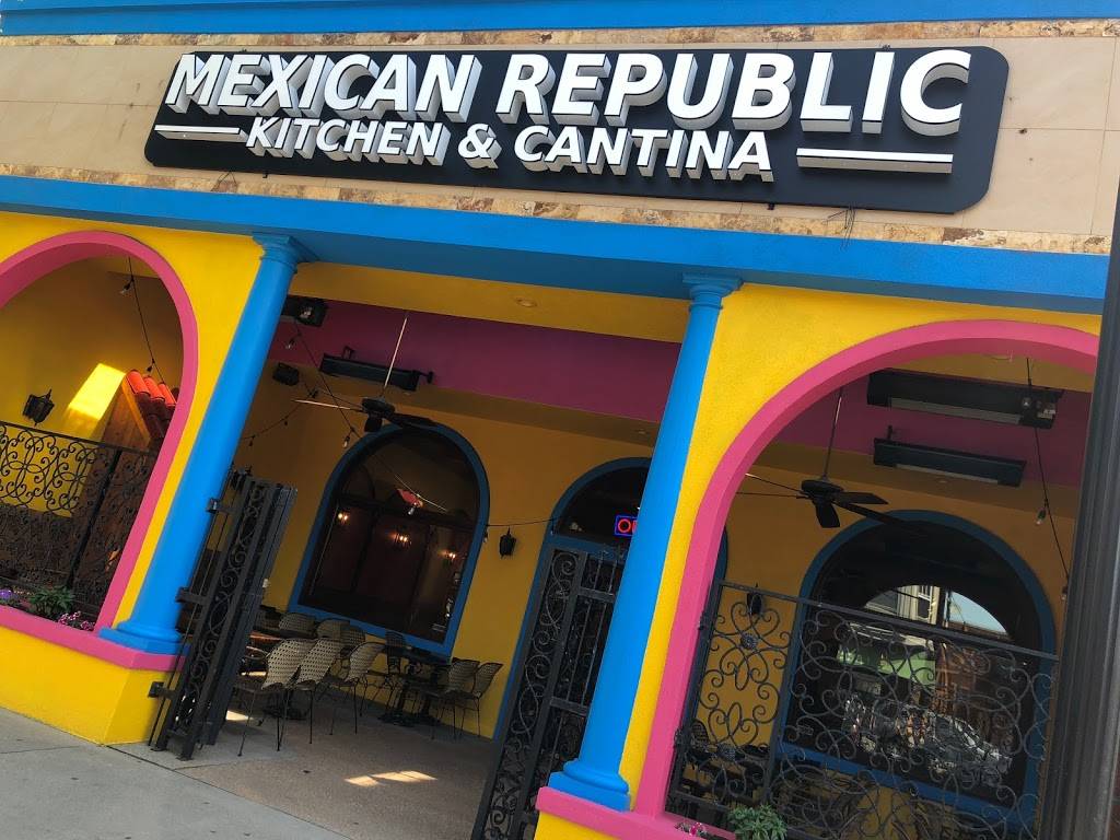 Mexican Republic Kitchen & Cantina | restaurant | 7404 Madison St, Forest Park, IL 60130, USA | 7086890850 OR +1 708-689-0850
