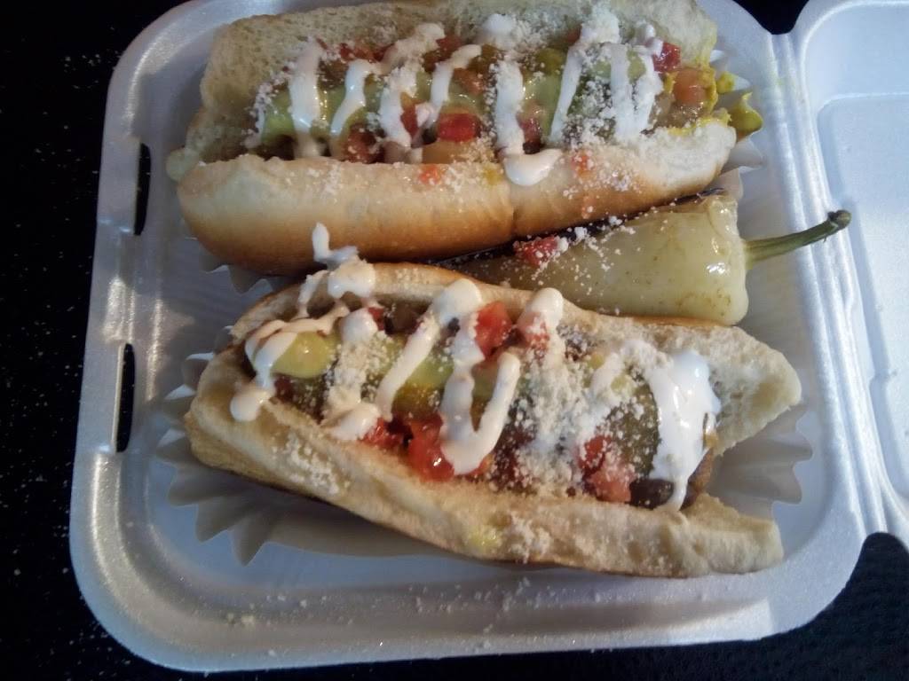Blazing Desert Dogs | restaurant | 1441 E Broadway Rd, Mesa, AZ 85204, USA | 6238105452 OR +1 623-810-5452