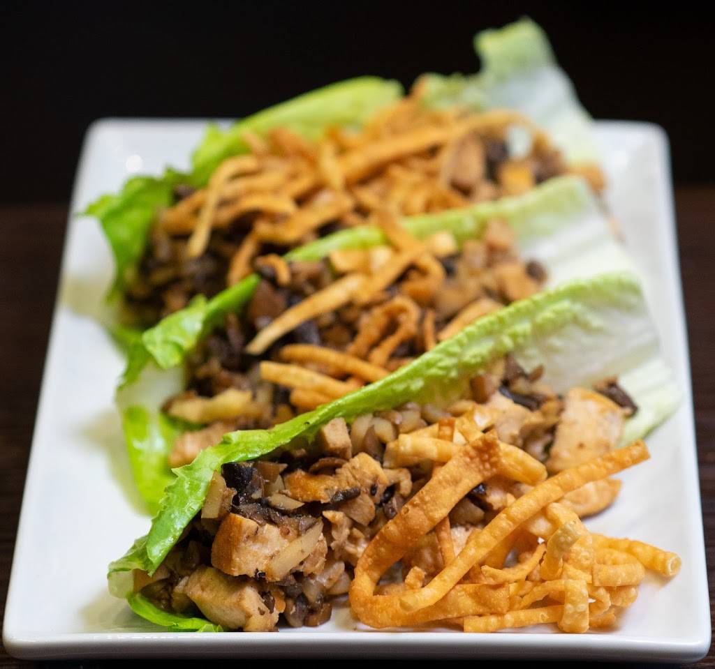 Limericks Tavern | restaurant | 13920 City Center Dr #4075, Chino Hills, CA 91709, USA | 9093067005 OR +1 909-306-7005