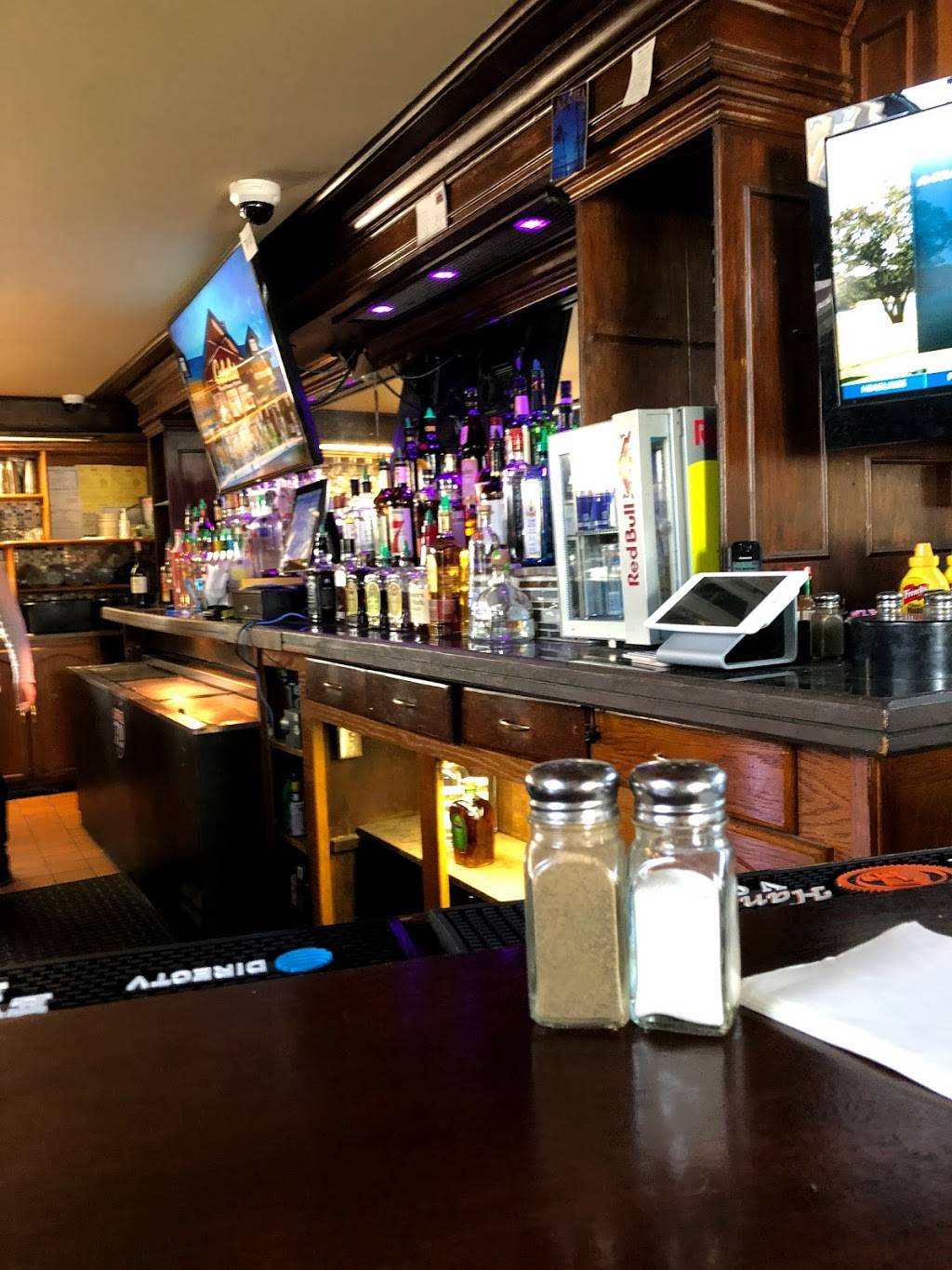 The Hive | restaurant | 609 N New Ballas Rd, Creve Coeur, MO 63141, USA | 3145691769 OR +1 314-569-1769