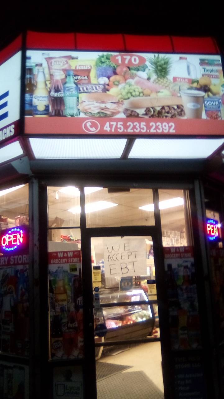 W&W Grocery Store | restaurant | 172 Willow St, Waterbury, CT 06710, USA | 4752352393 OR +1 475-235-2393