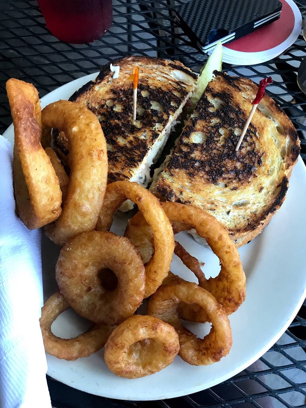 Georges Bar & Restaurant | restaurant | 1041 North Highland Avenue Northeast, Atlanta, GA 30306, USA | 4048923648 OR +1 404-892-3648