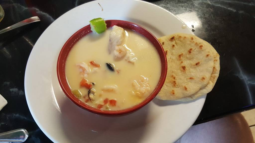 Cuscatlan Restaurant | restaurant | 5612 8th St W #6, Lehigh Acres, FL 33971, USA | 2393686831 OR +1 239-368-6831