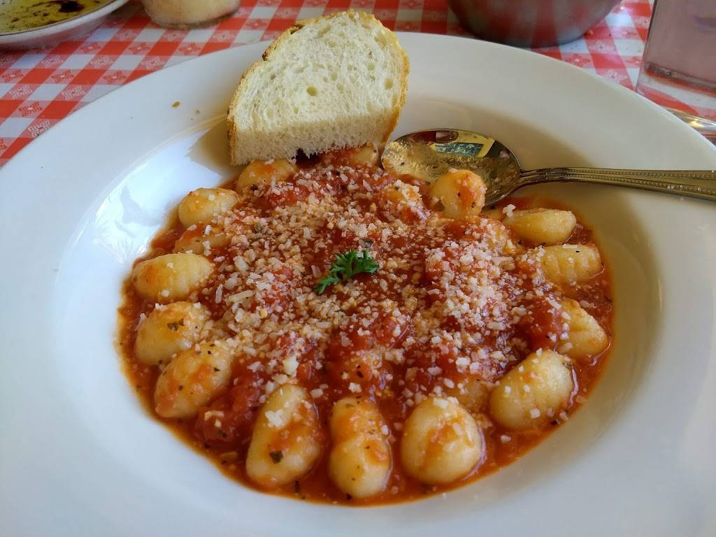 Negris Original Occidental | restaurant | 3700 Bohemian Hwy, Occidental, CA 95465, USA | 7078235301 OR +1 707-823-5301