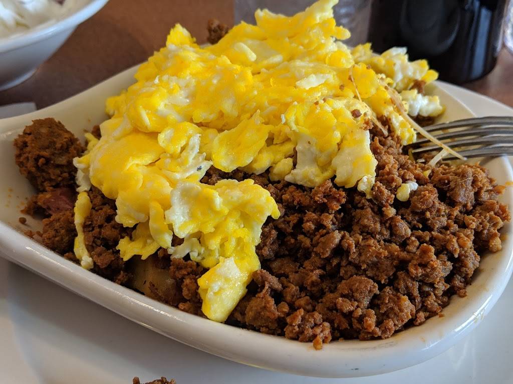 Traditional Pancake House | restaurant | 5121 S 76th St, Greendale, WI 53129, USA | 4144217987 OR +1 414-421-7987