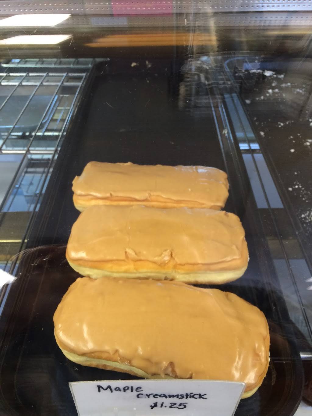 Charm Sweet Shoppe & Pizzeria | bakery | 4440 Co Rd 70, Charm, OH 44617, USA | 3308937938 OR +1 330-893-7938