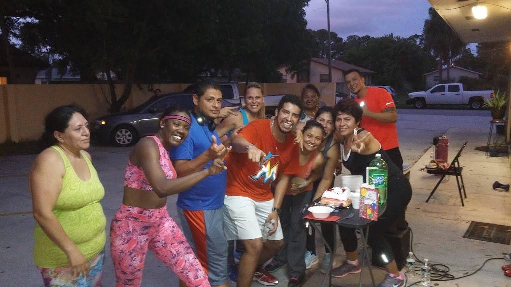 Island Getaway | restaurant | 5371 10th Ave N ste 6, Greenacres, FL 33463, USA | 5614346926 OR +1 561-434-6926