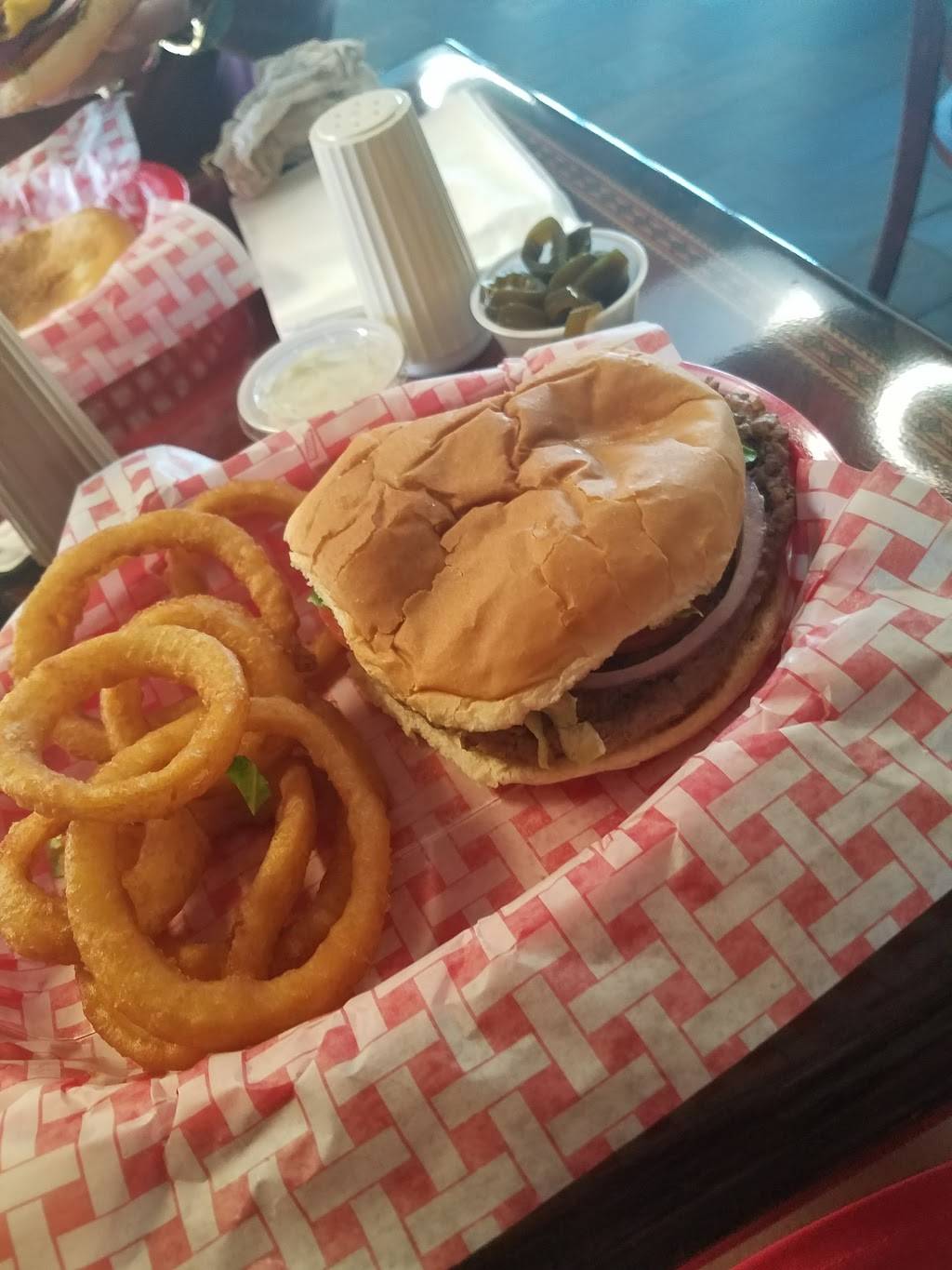 Burger Street | restaurant | 911 W Parker Rd, Plano, TX 75023, USA | 4695730082 OR +1 469-573-0082