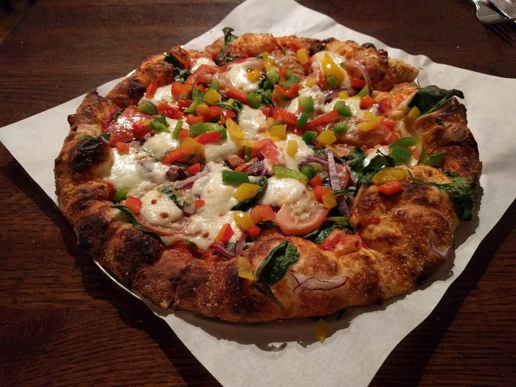 Woodfire Brick Oven Pizza | restaurant | 408 E State St, Rockford, IL 61104, USA | 8159046422 OR +1 815-904-6422