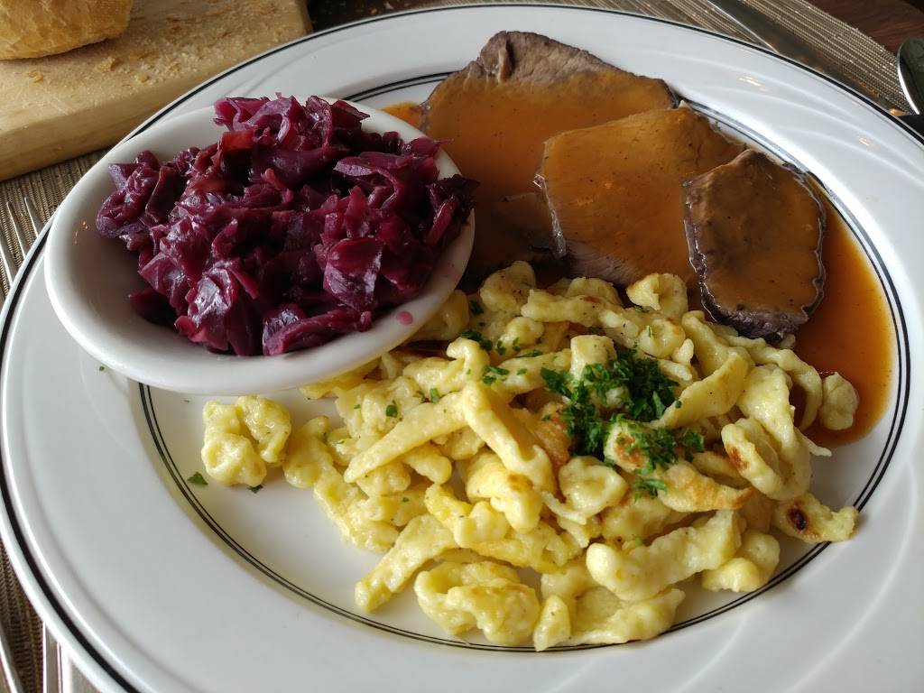 The Hopkins Inn & Restaurant | restaurant | 22 Hopkins Rd, Warren, CT 06777, USA | 8608687295 OR +1 860-868-7295