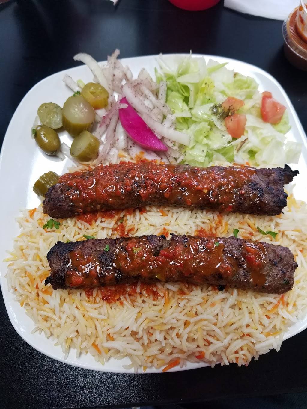 MazMez Middle Eastern Grill | restaurant | 642 Meacham Rd, Elk Grove Village, IL 60007, USA | 8472627977 OR +1 847-262-7977