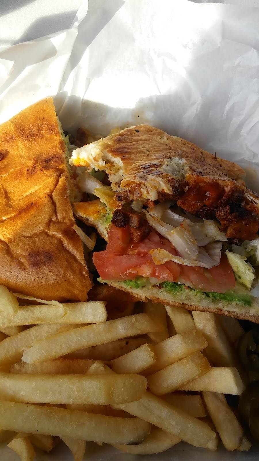 Las Palmas Seafood & Taqueria | restaurant | 1201 W Miller Rd, Garland, TX 75041, USA | 4698149329 OR +1 469-814-9329