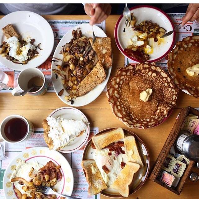 Duttons Tyler Hill Diner | restaurant | 1360 Cochecton Turnpike, Tyler Hill, PA 18469, USA | 5702244642 OR +1 570-224-4642