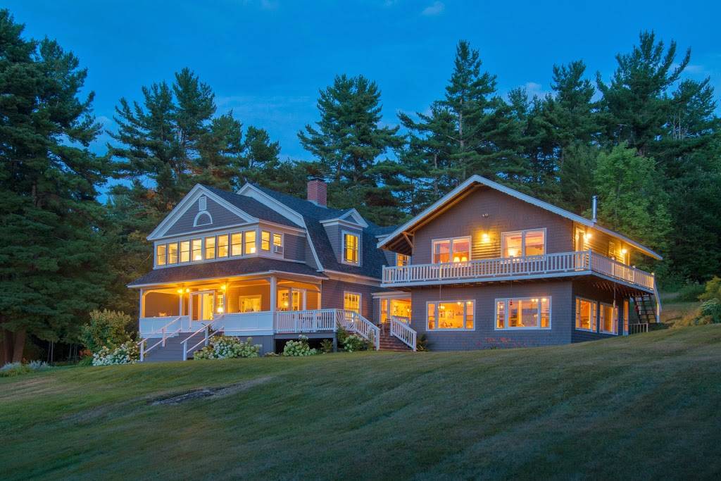 Snowvillage Inn | restaurant | 136 Stewart Rd, Eaton Center, NH 03832, USA | 6034472818 OR +1 603-447-2818