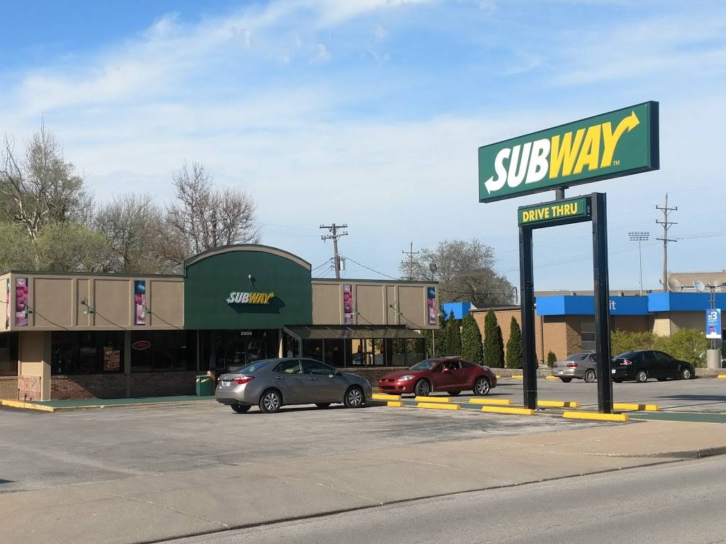 Subway | restaurant | 3206 Wabash Ave, Terre Haute, IN 47803, USA | 8124785155 OR +1 812-478-5155