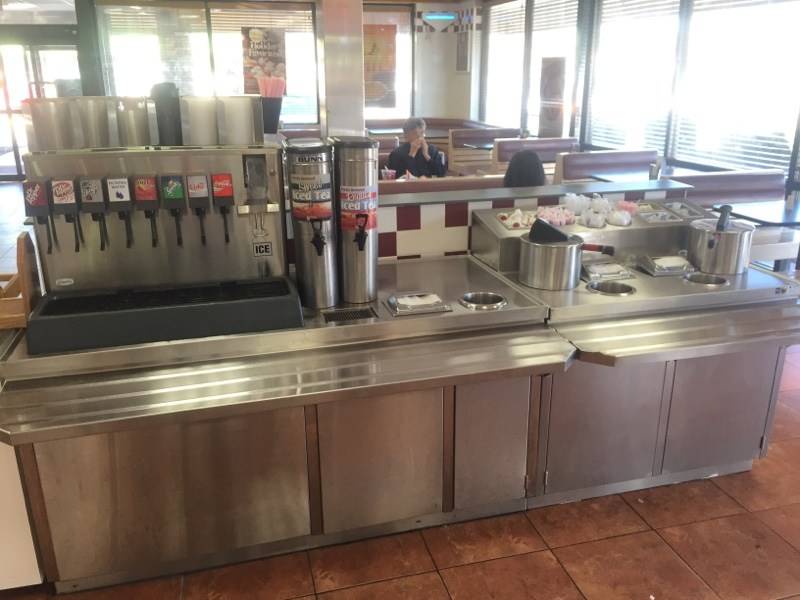 Braums Ice Cream & Burger Restaurant | restaurant | 2807 N Main St, Hutchinson, KS 67502, USA | 6206635000 OR +1 620-663-5000