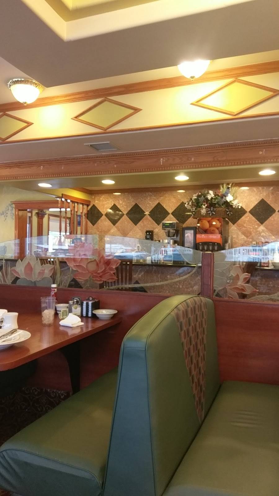 Green Apple Restaurant | restaurant | 4780 Dixie Hwy, Waterford Twp, MI 48329, USA | 2486187330 OR +1 248-618-7330