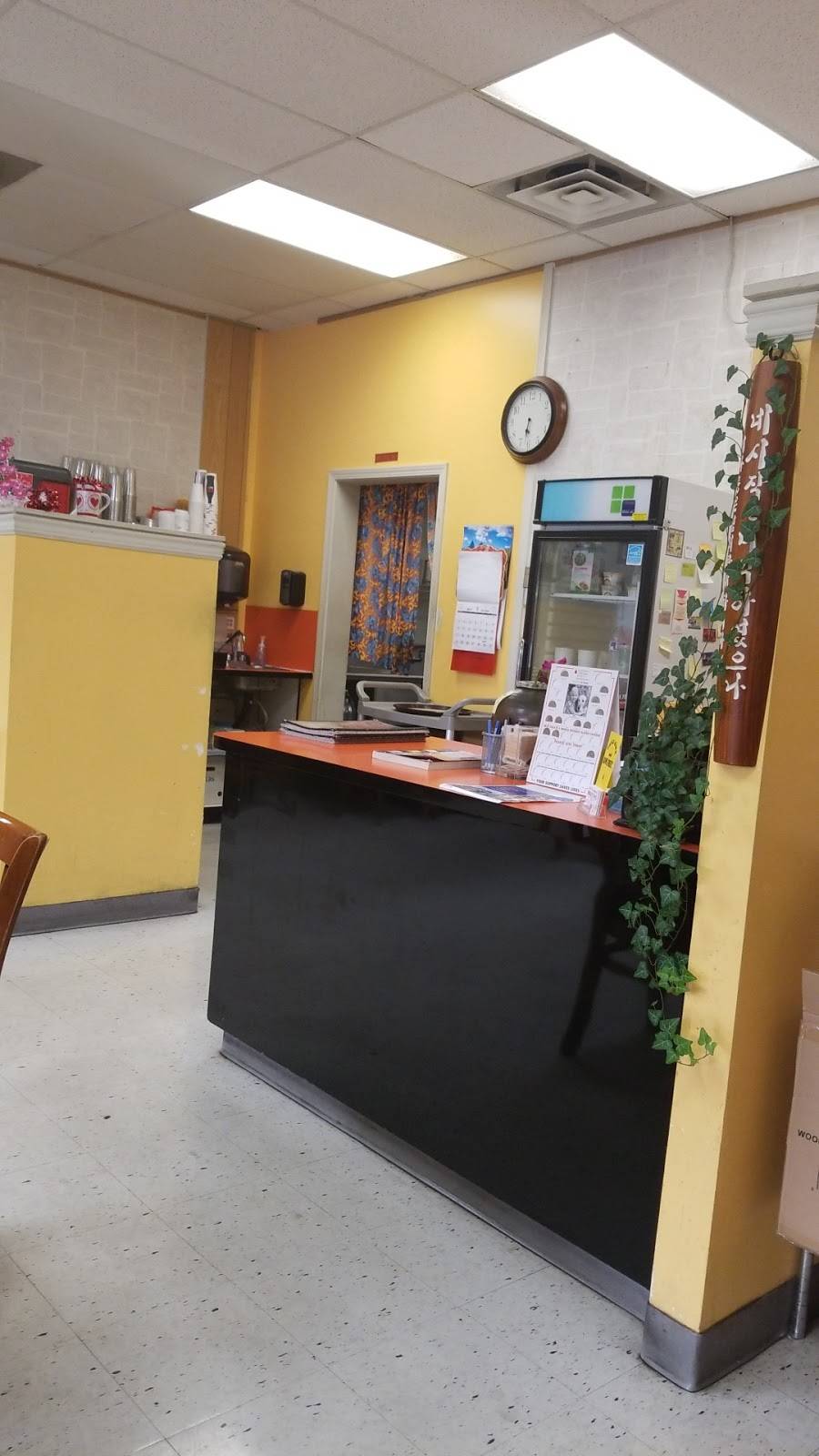 Minjis Pho | restaurant | 1812 S Mildred St, Tacoma, WA 98465, USA | 2535656569 OR +1 253-565-6569