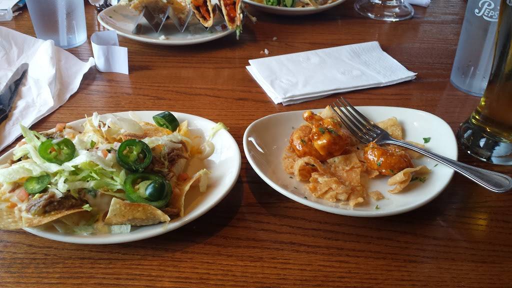 Applebees Grill + Bar | restaurant | 3426 W Illinois Ave, Dallas, TX 75211, USA | 2143398115 OR +1 214-339-8115