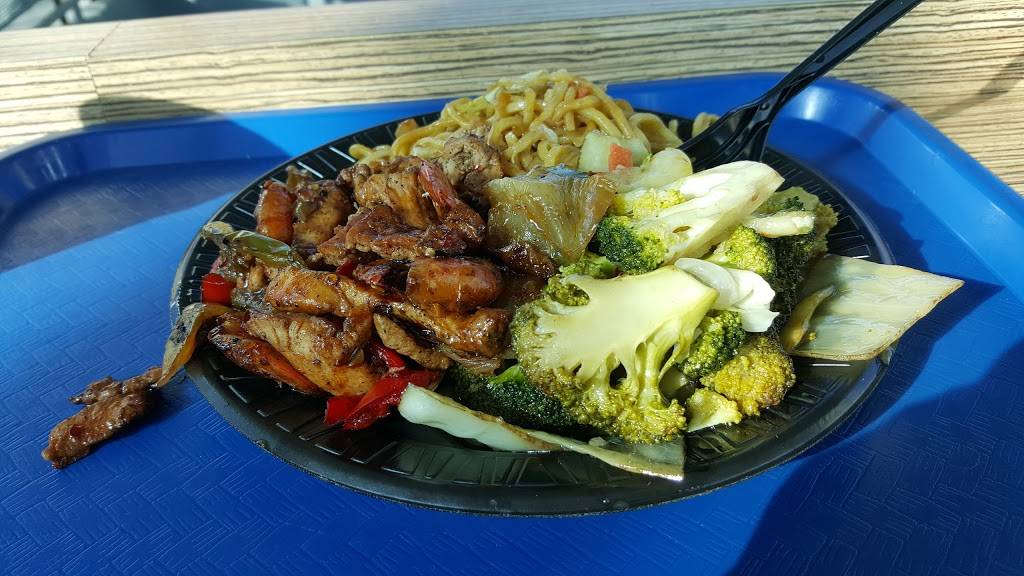 Market Fresh Food Court | restaurant | 45250 Catalina Ct, Sterling, VA 20166, USA | 7034816990 OR +1 703-481-6990