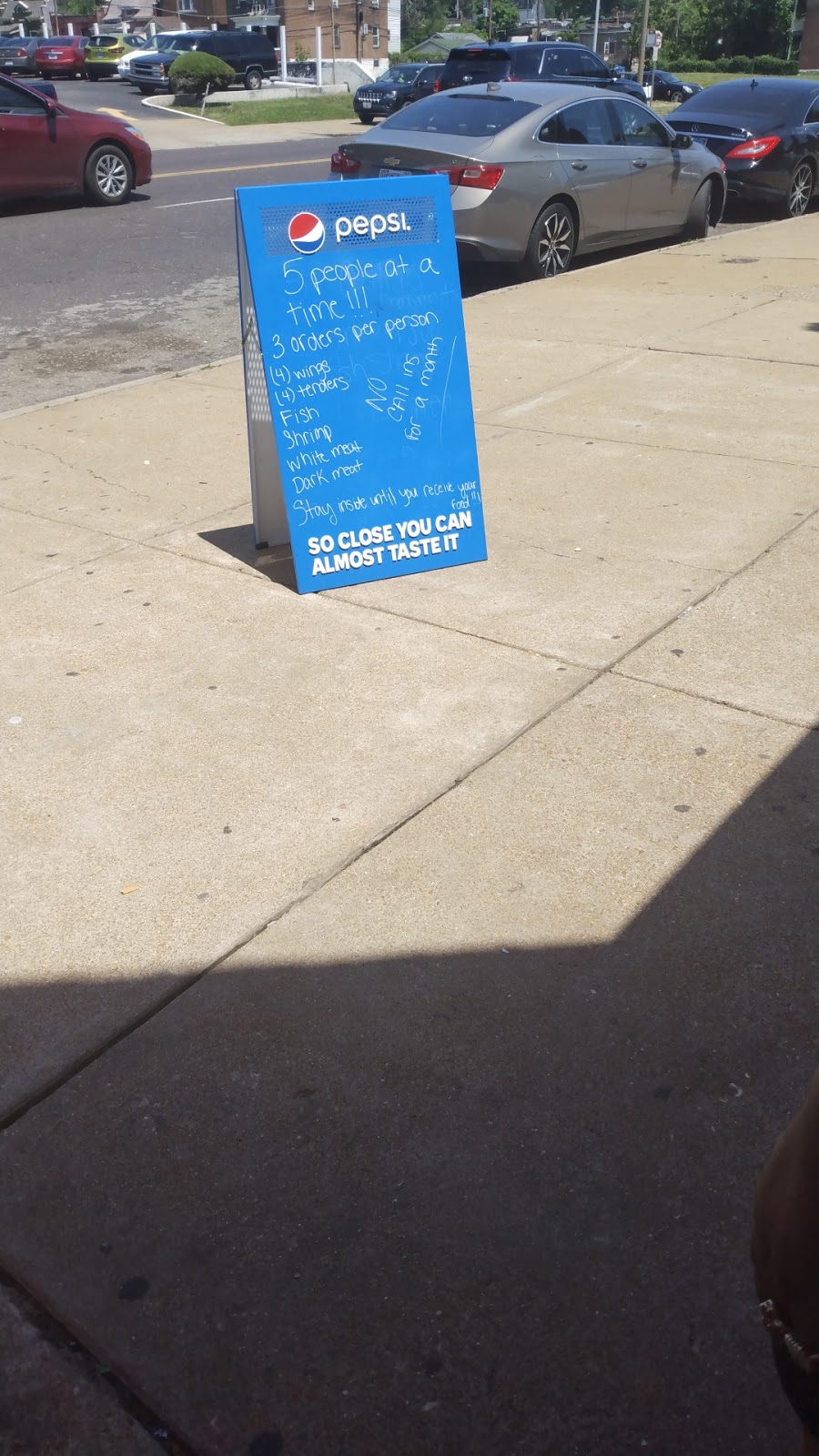 Harolds Chicken | restaurant | 1916 Union Blvd, St. Louis, MO 63113, USA | 3142820888 OR +1 314-282-0888