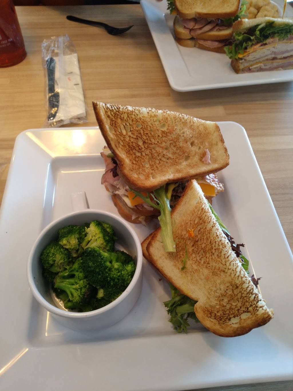 McAlisters Deli | restaurant | 3180 E Agency St, Burlington, IA 52601, USA | 3195765511 OR +1 319-576-5511