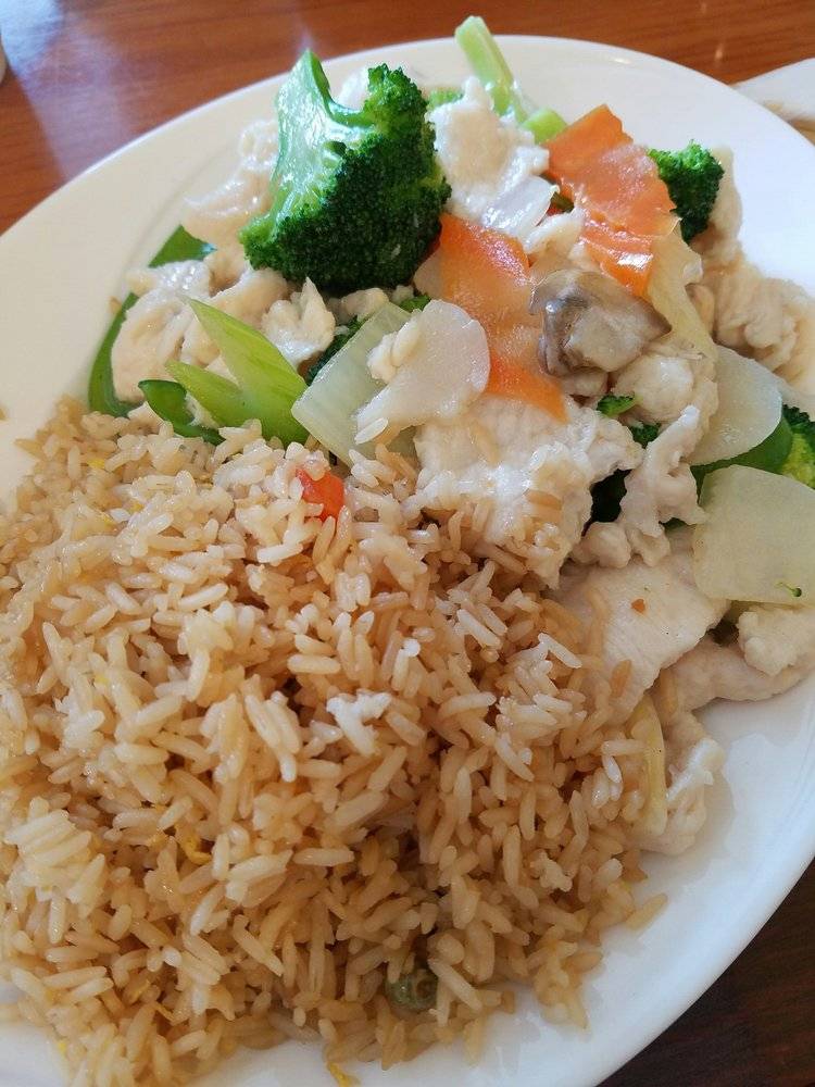 Chen Express | restaurant | 221 Country Club Park, Mountain Brook, AL 35213, USA | 2058717588 OR +1 205-871-7588