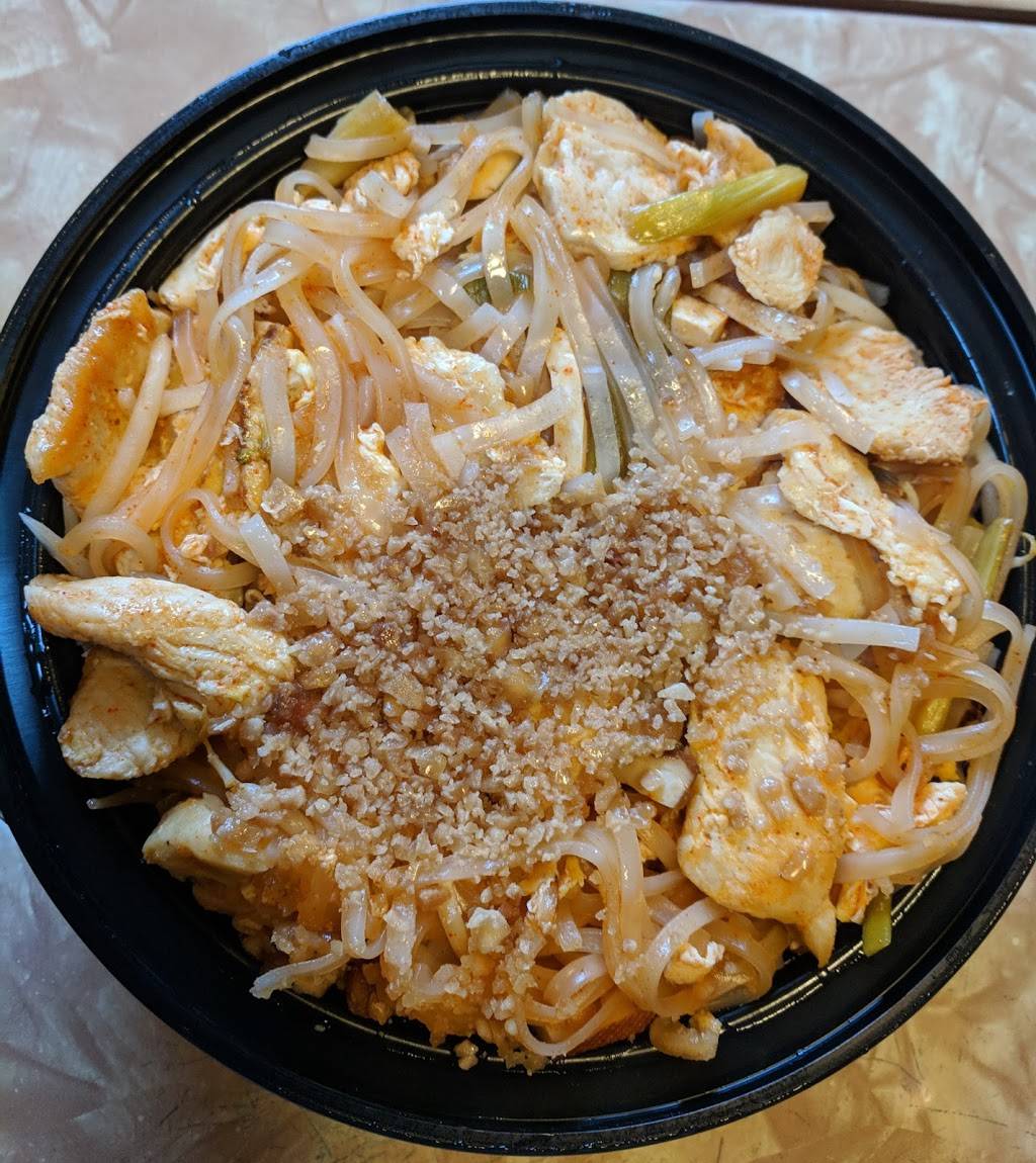 Thai Hut | restaurant | 541 Central Park Ave, Yonkers, NY 10704, USA | 9143387311 OR +1 914-338-7311