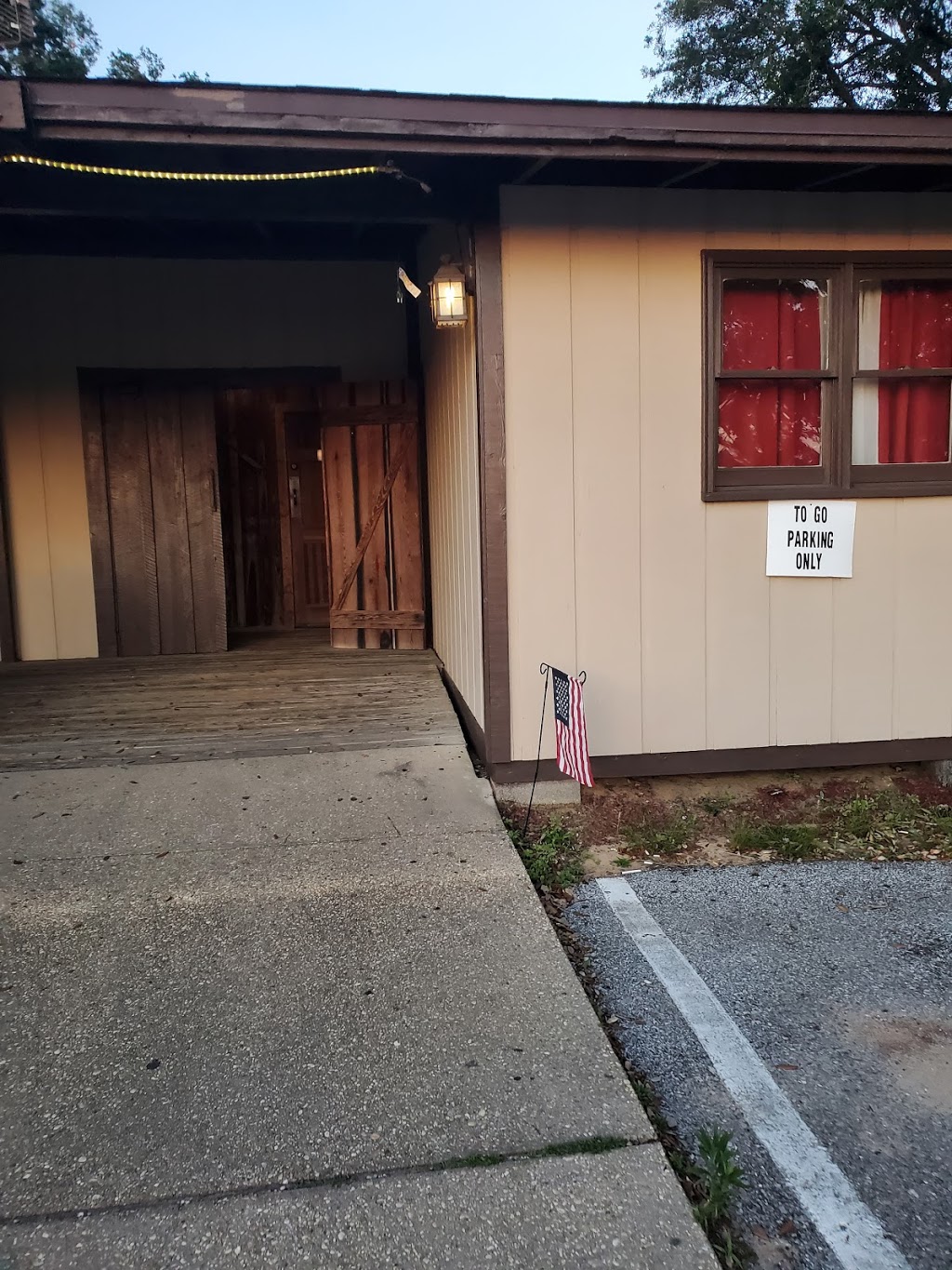 Coach-n-Four Steakhouse | restaurant | 7445 Pine Forest Rd, Pensacola, FL 32526, USA | 8509441600 OR +1 850-944-1600