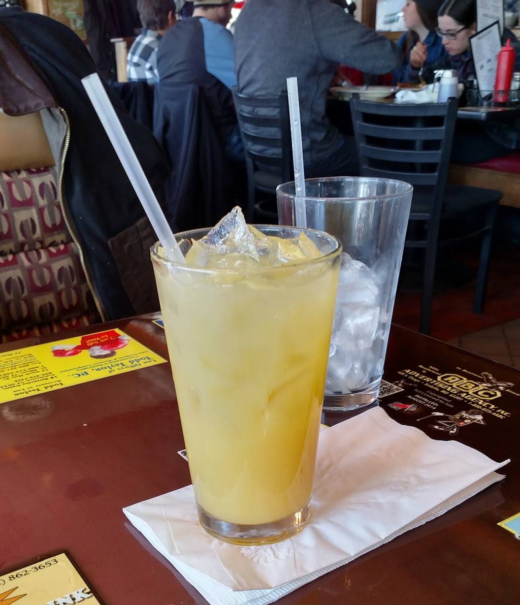 The Pour House | restaurant | 1930 Williston Rd Ste 5, South Burlington, VT 05403, USA | 8028623653 OR +1 802-862-3653