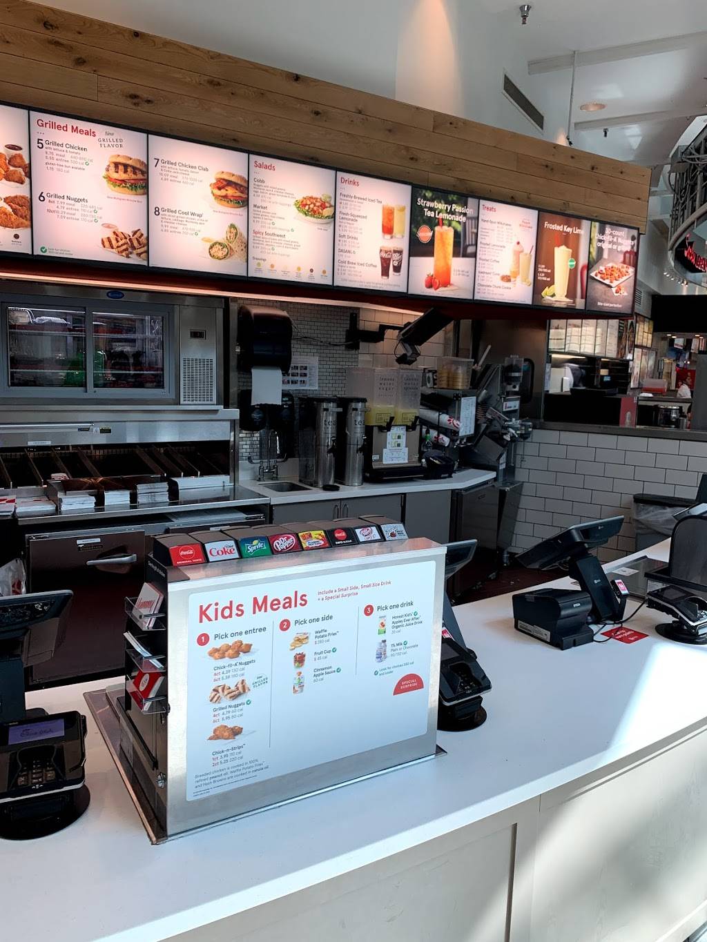 Chick-fil-A | restaurant | 1451 Coral Ridge Ave Ste 620, Coralville, IA 52241, USA | 3196252020 OR +1 319-625-2020