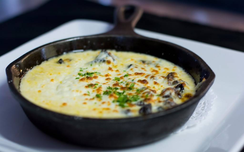 Bistro Vitalia | restaurant | 100 Rue Principale, Gatineau, QC J9H 3L8, Canada | 8193320535 OR +1 819-332-0535