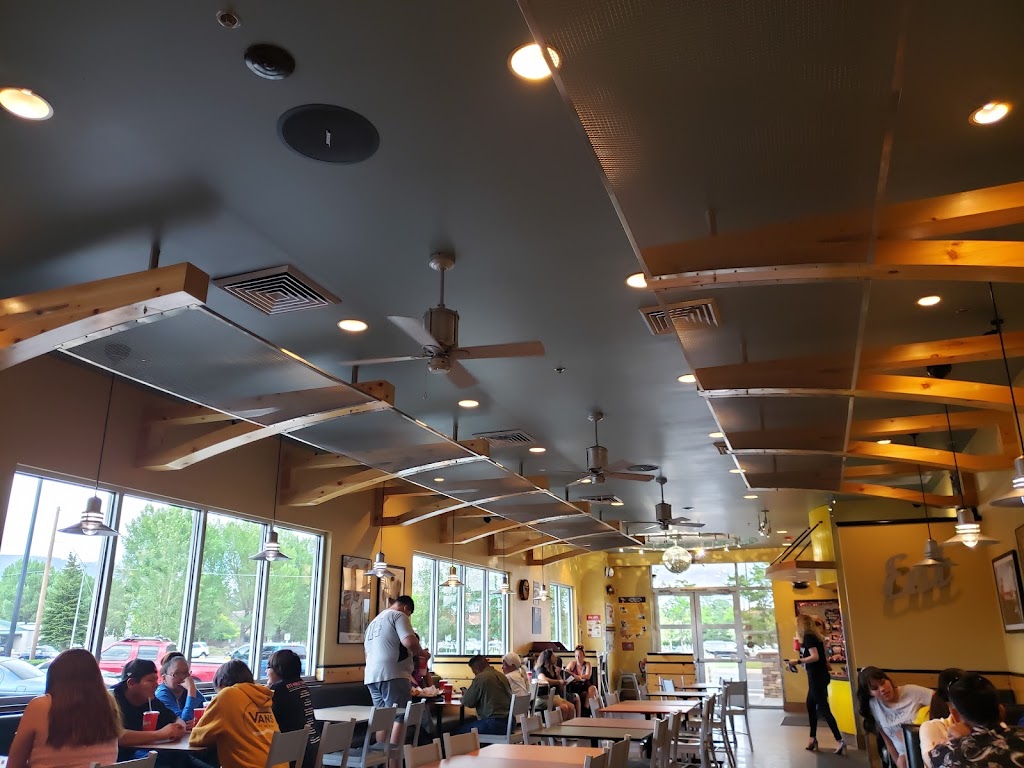 Raising Canes Chicken Fingers | restaurant | 1551 S Milton Rd, Flagstaff, AZ 86001, USA | 9284405400 OR +1 928-440-5400