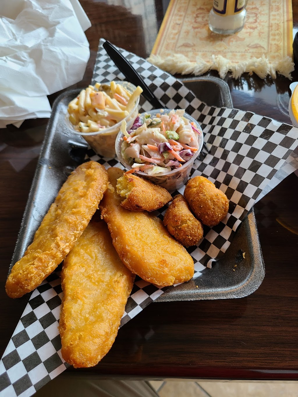 Carmens Deli & Bistro | restaurant | 40 N Main St, Dayton, OH 45423, USA | 9376109999 OR +1 937-610-9999