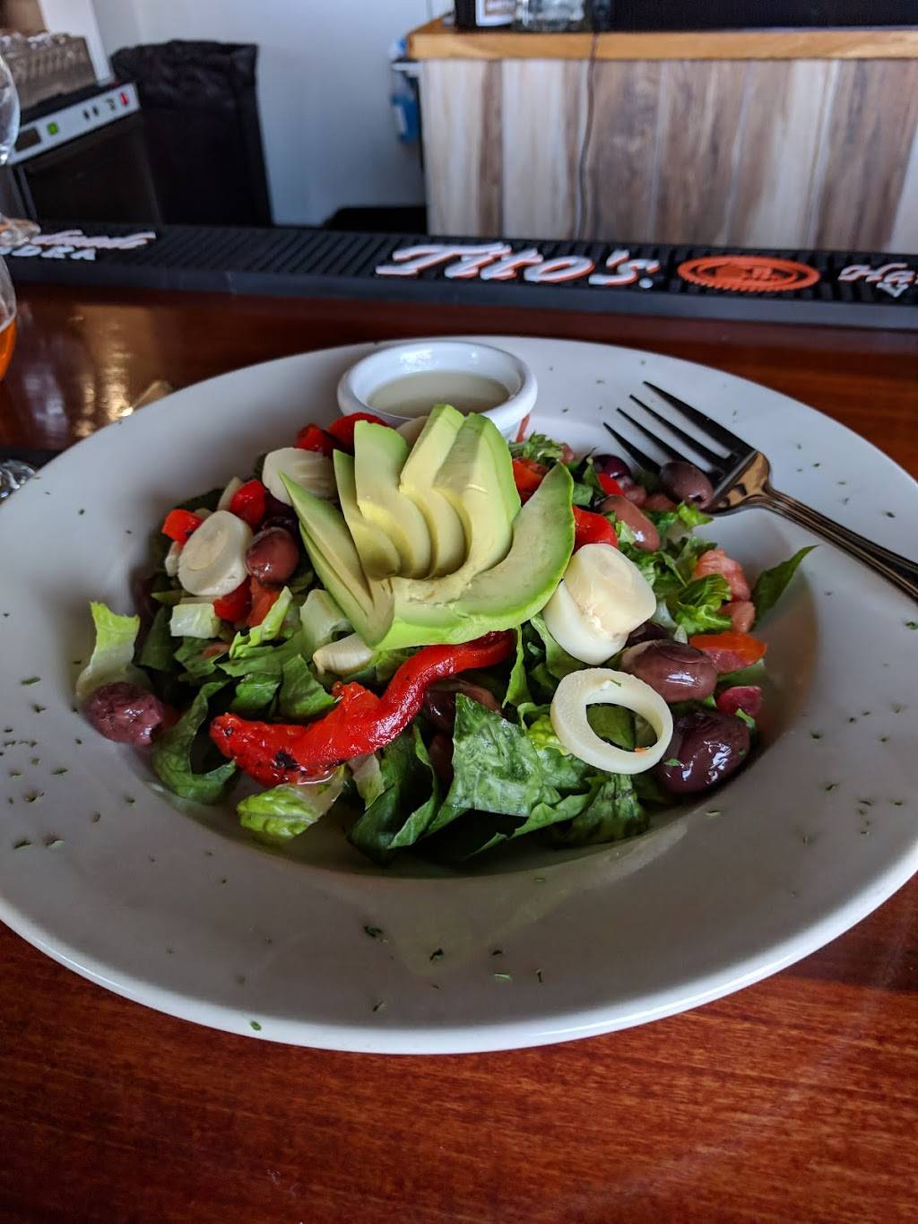 Social House Kitchen & Tap | restaurant | 25370 Eastern Marketplace Plaza, South Riding, VA 20152, USA | 7033276464 OR +1 703-327-6464