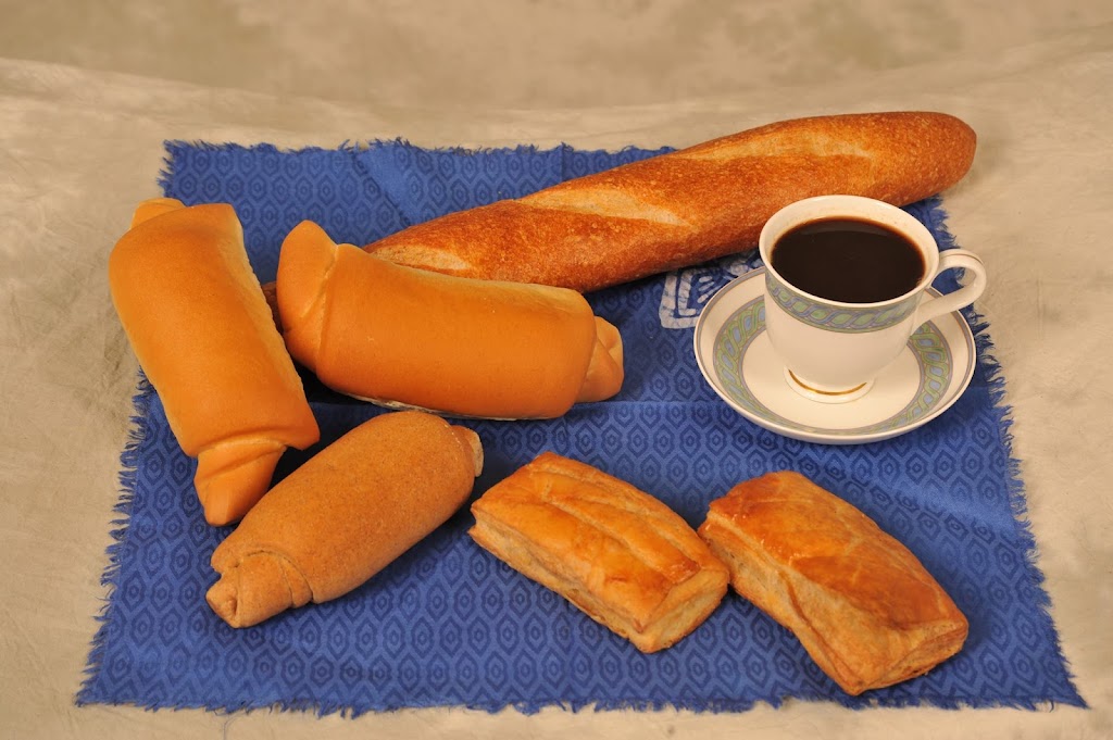 La Bakerie Inc | bakery | 7102 Pembroke Rd, Miramar, FL 33023, USA | 9549639744 OR +1 954-963-9744