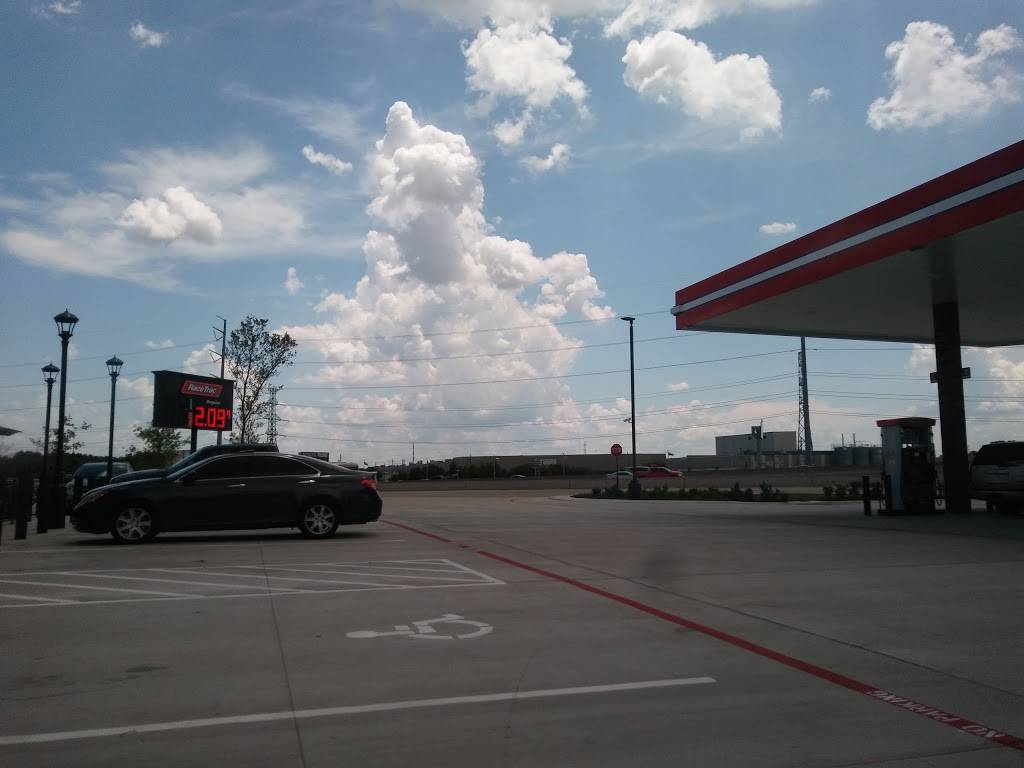 RaceTrac | cafe | 2646 S Jupiter Rd, Garland, TX 75041, USA | 9722718660 OR +1 972-271-8660