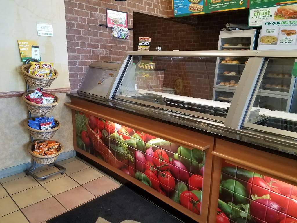 Subway Restaurants | restaurant | 10350 W Roosevelt Rd, Westchester, IL 60154, USA | 7088650800 OR +1 708-865-0800