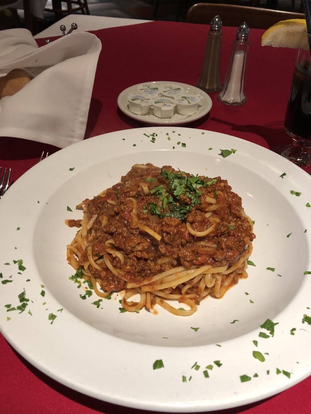 Le Parmigiano | restaurant | 1015 Rue Sherbrooke Ouest, Montréal, QC H3A 1G5, Canada | 5142856509 OR +1 514-285-6509