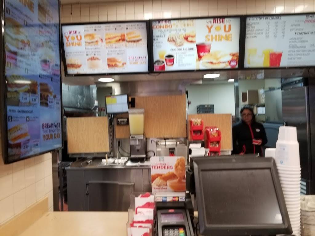 Wendys | restaurant | 433 Old Gate Ln, Milford, CT 06460, USA | 2038769428 OR +1 203-876-9428