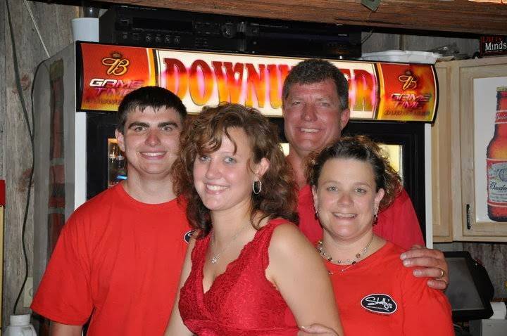 SHELLYS | restaurant | 263 Broadway St, Springville, IA 52336, USA | 3198549982 OR +1 319-854-9982