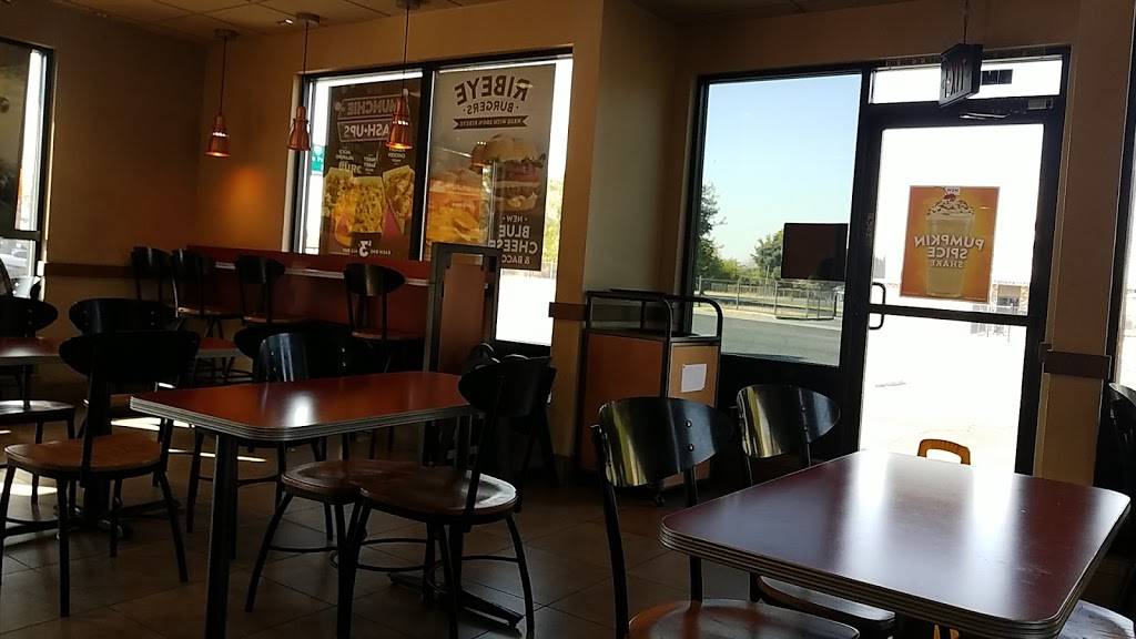 Jack in the Box | restaurant | 4128 Norwood Ave, Sacramento, CA 95838, USA | 9169222125 OR +1 916-922-2125